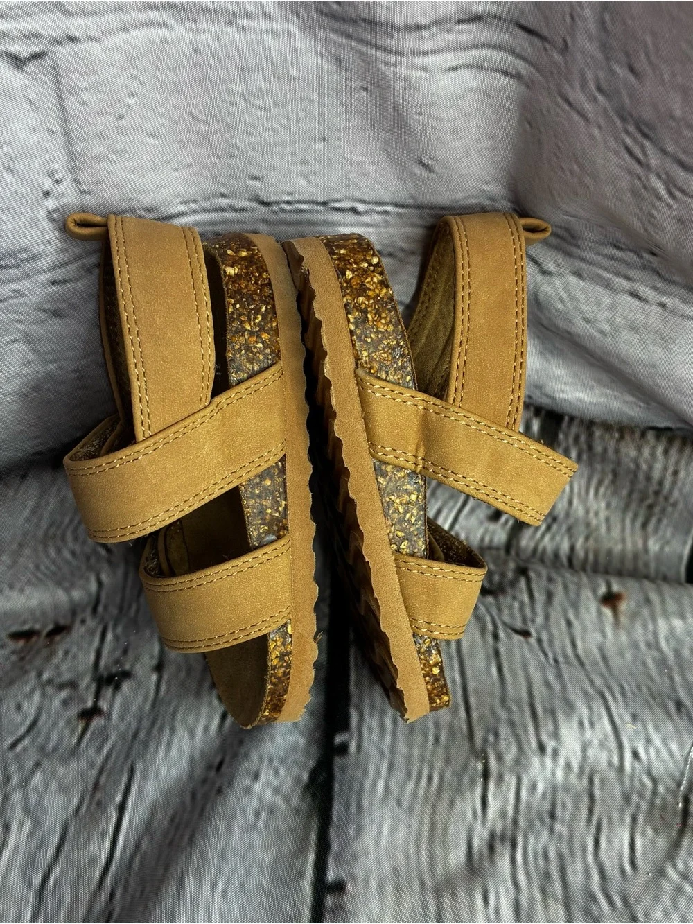 5/$20 Baby Gap Minimalist Tan Baby Cork Hook and‎ Loop Strap Sandals Size 12-18M